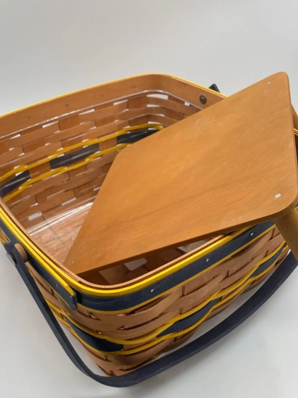 RARE 2009 Longaberger TeamSpirit Basket NavyBlue Yellow w/ Plastic Liner & Riser
